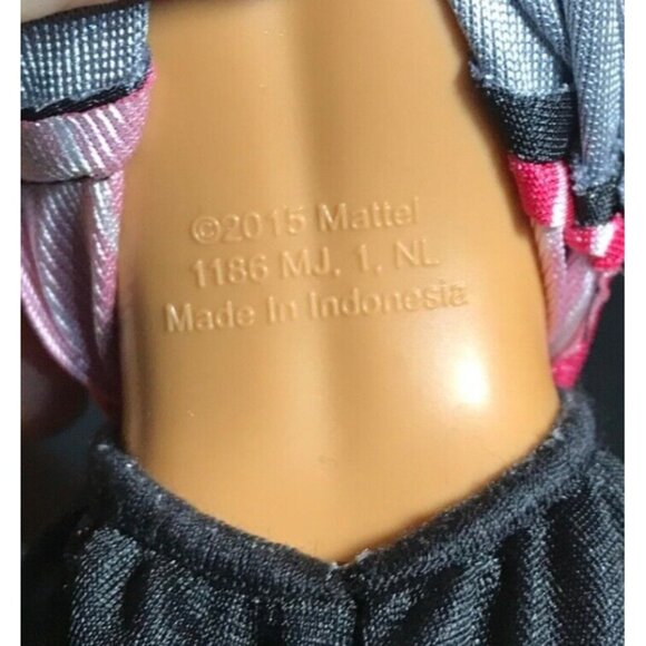 Barbie Soccer Player Doll With Sportswear Outfit & Pink Sneakers - Picture 8 of 8